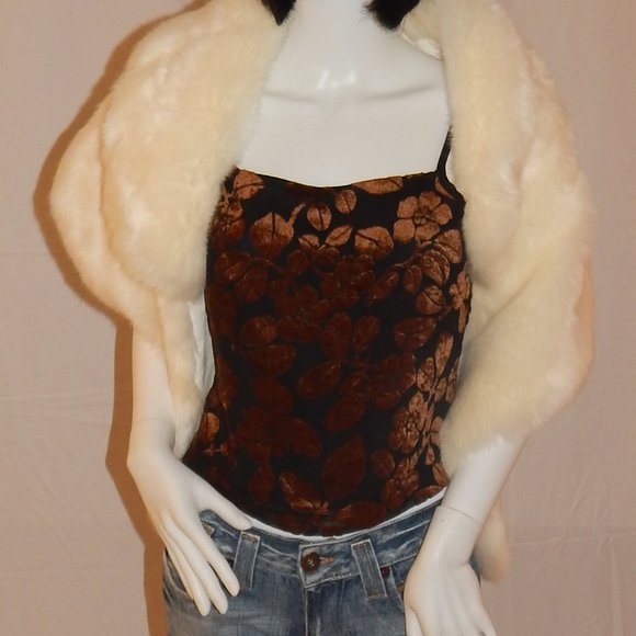 Tena Rae Custom OFF WHITE FAUX FUR COVER - Picture 1 of 8